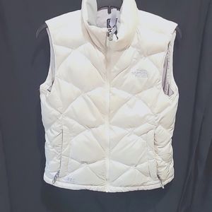 NORTH FACE DOWN VEST WHITE